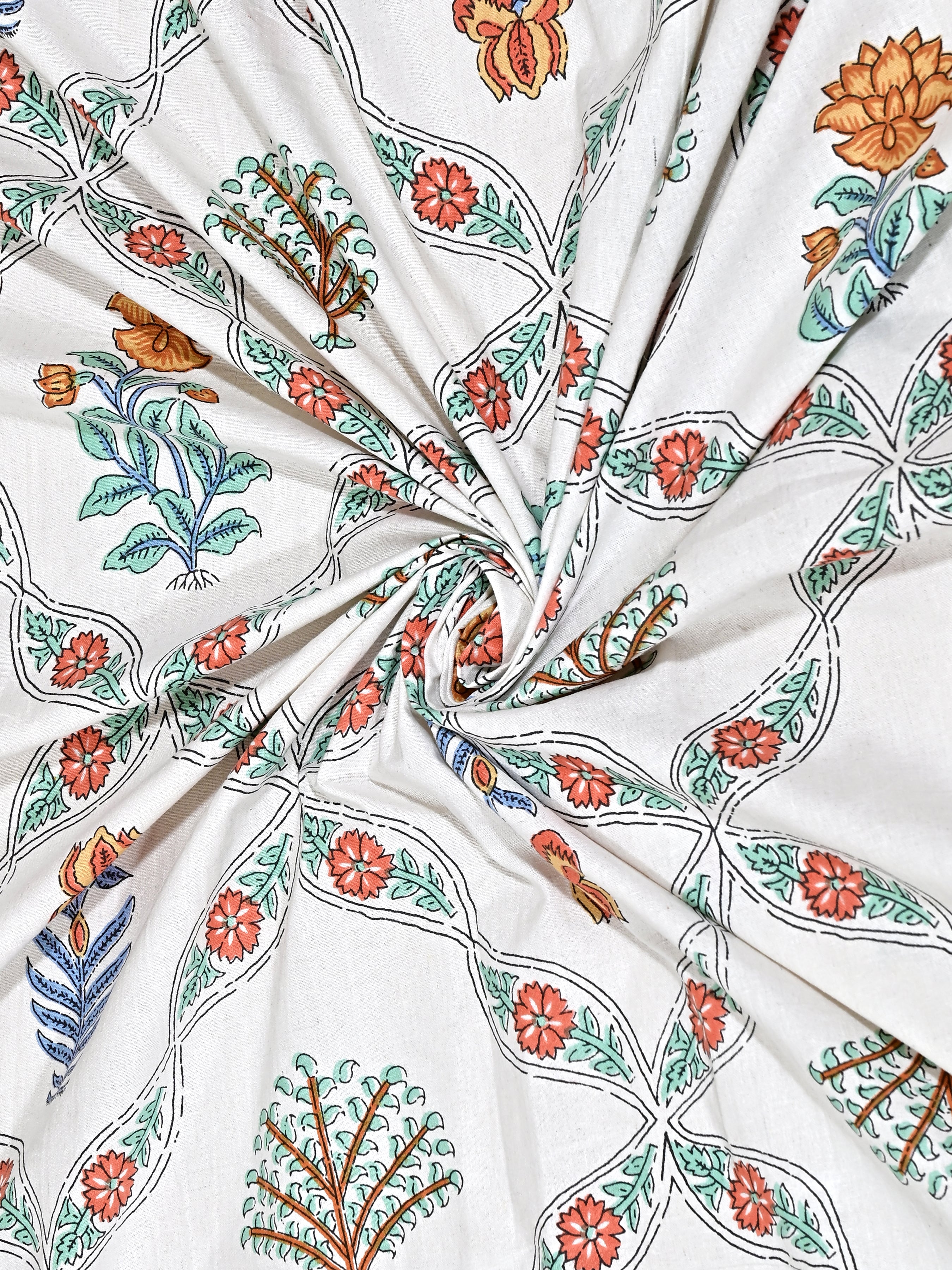 Floral Print Cotton Double King Bedsheet with 2 Pillow Covers