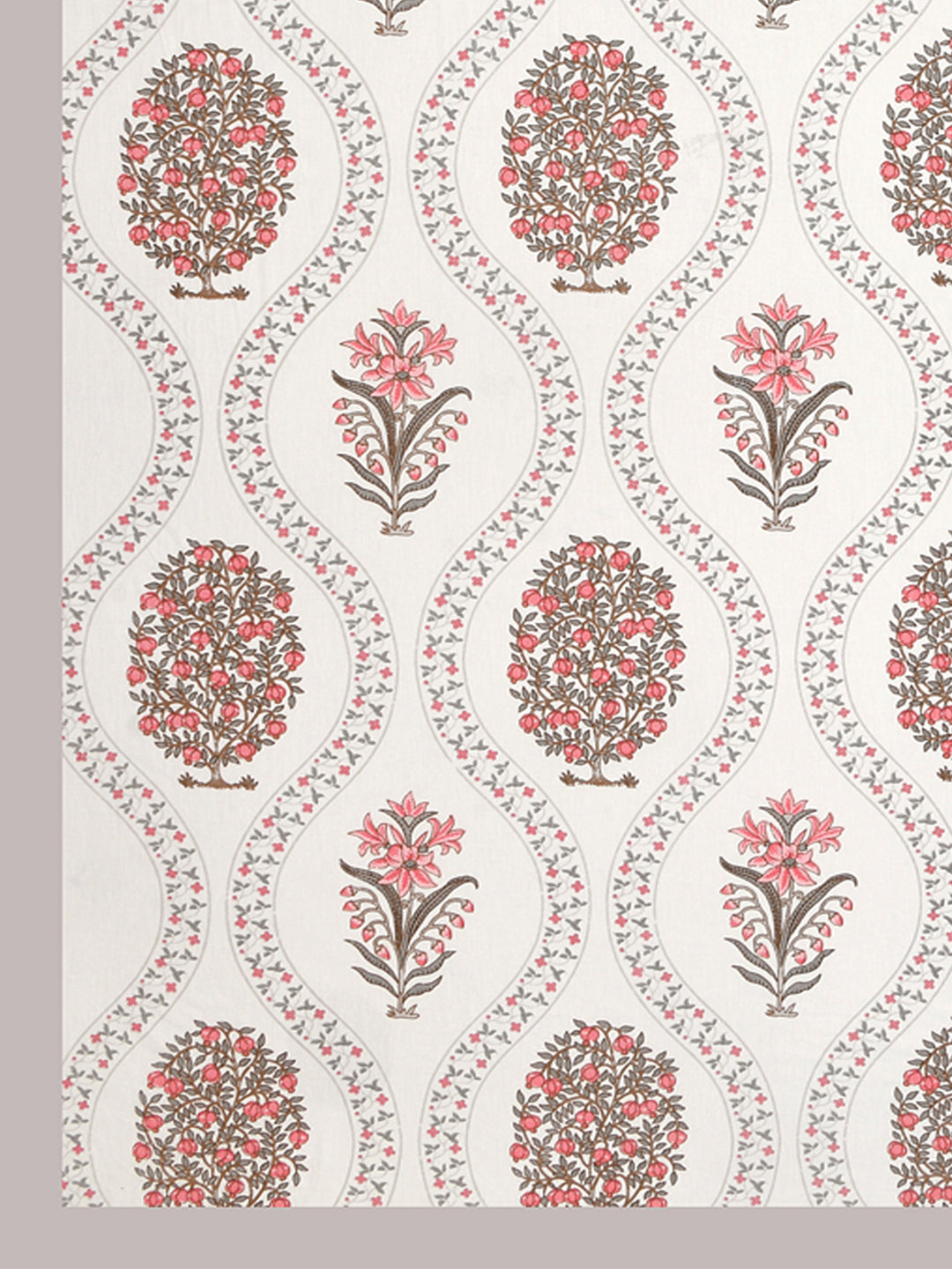Extra Soft Percale Cotton Double King Floral Print Bedsheet with 2 Pillow Covers