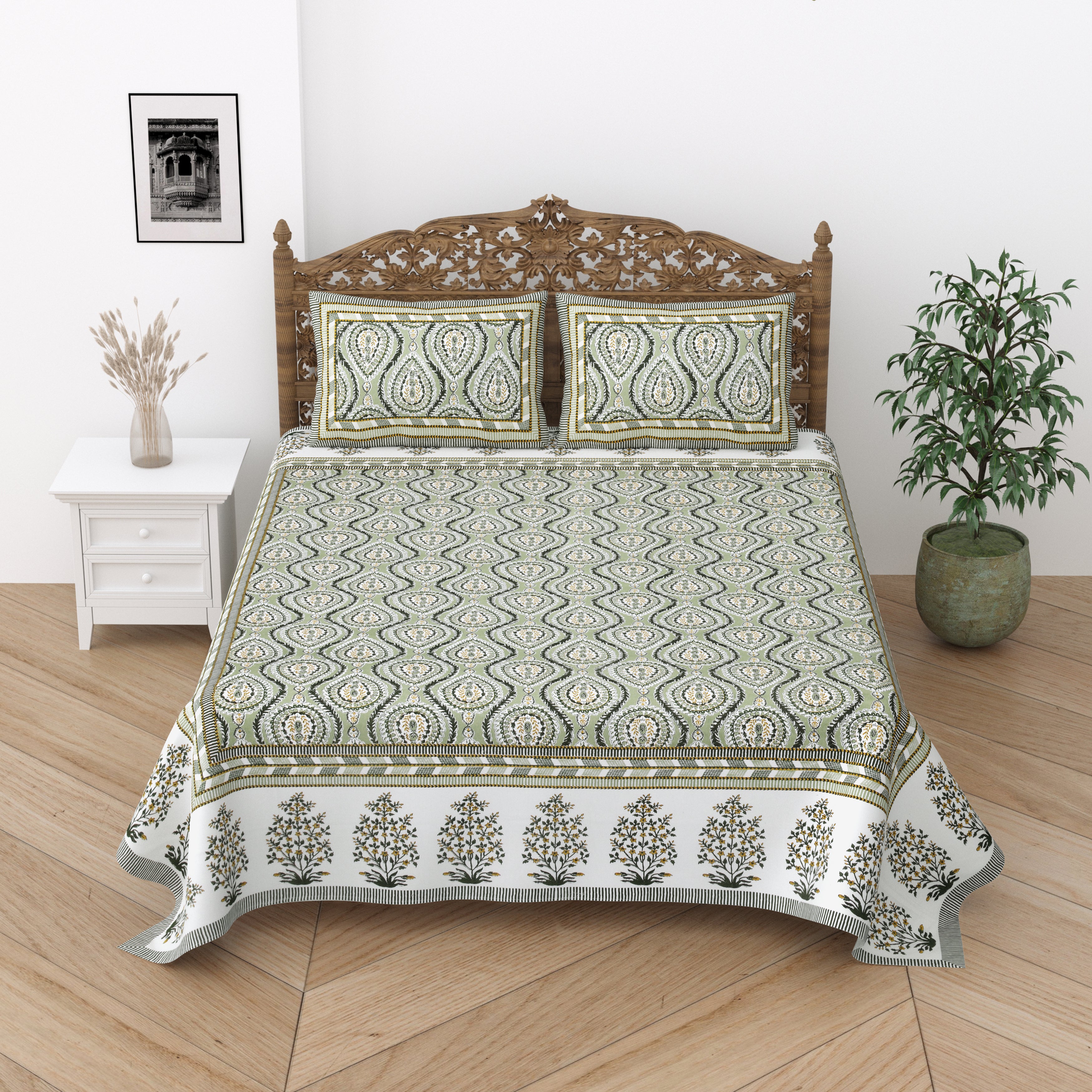 Floral Print Cotton Double King Bedsheet with 2 Pillow Covers