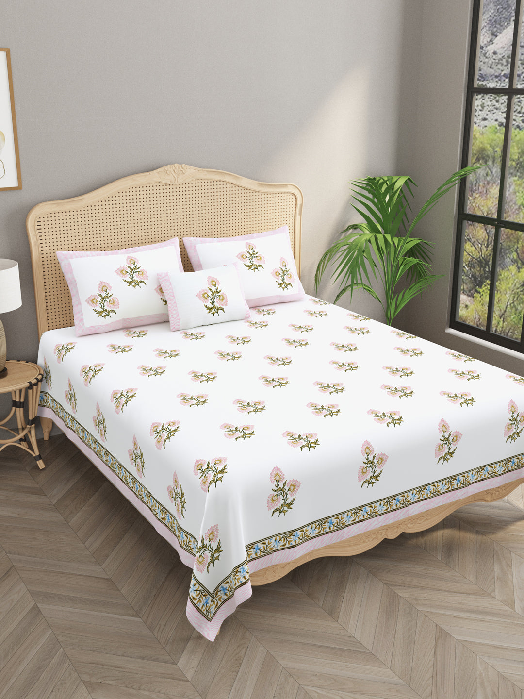 Extra Soft Percale Cotton Super King Handblock Print Bedsheet with 2 Pillow Covers + 1 Sham Pillow Cover