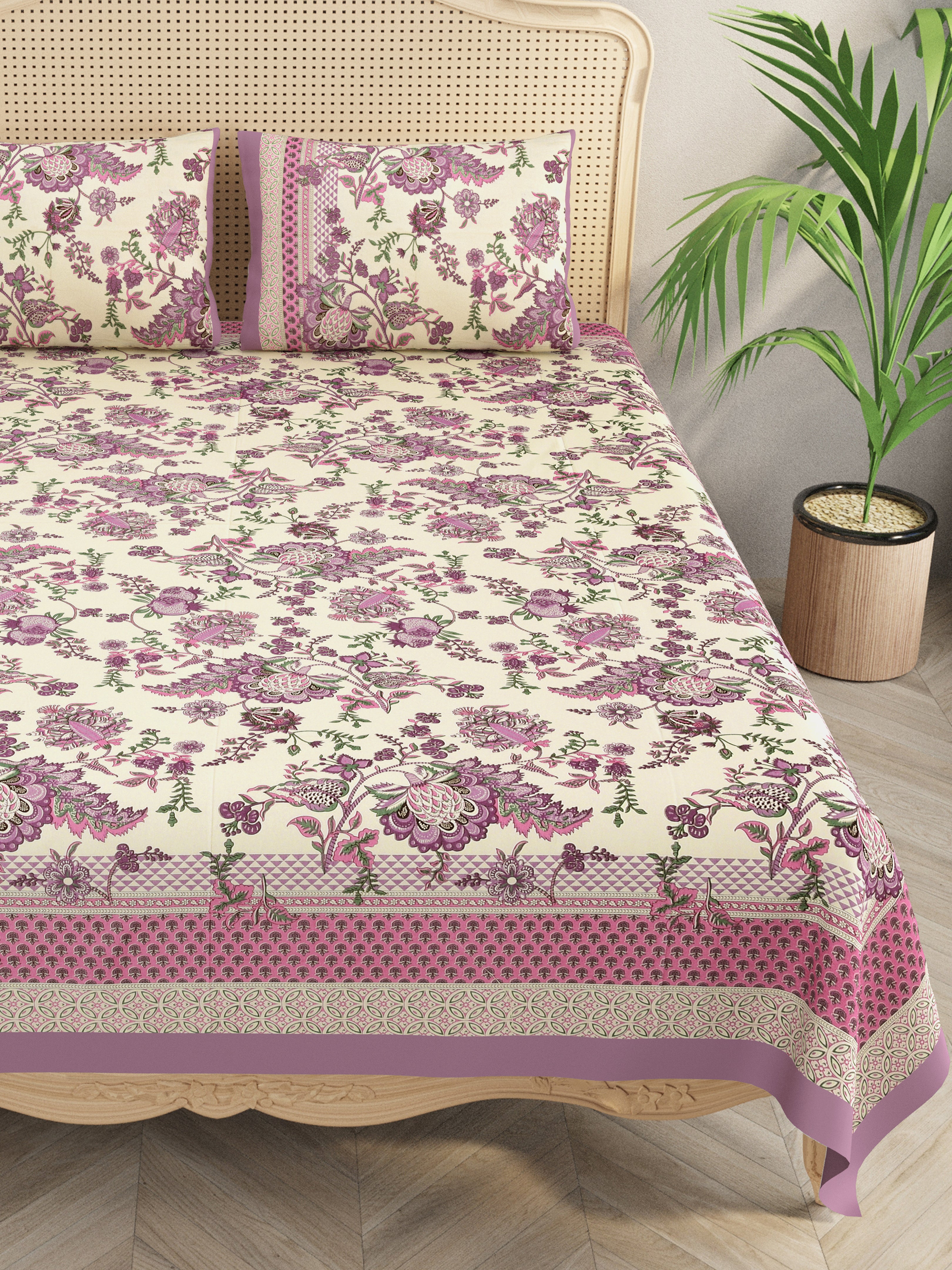 Double King Bedsheet with 2 Pillow Covers