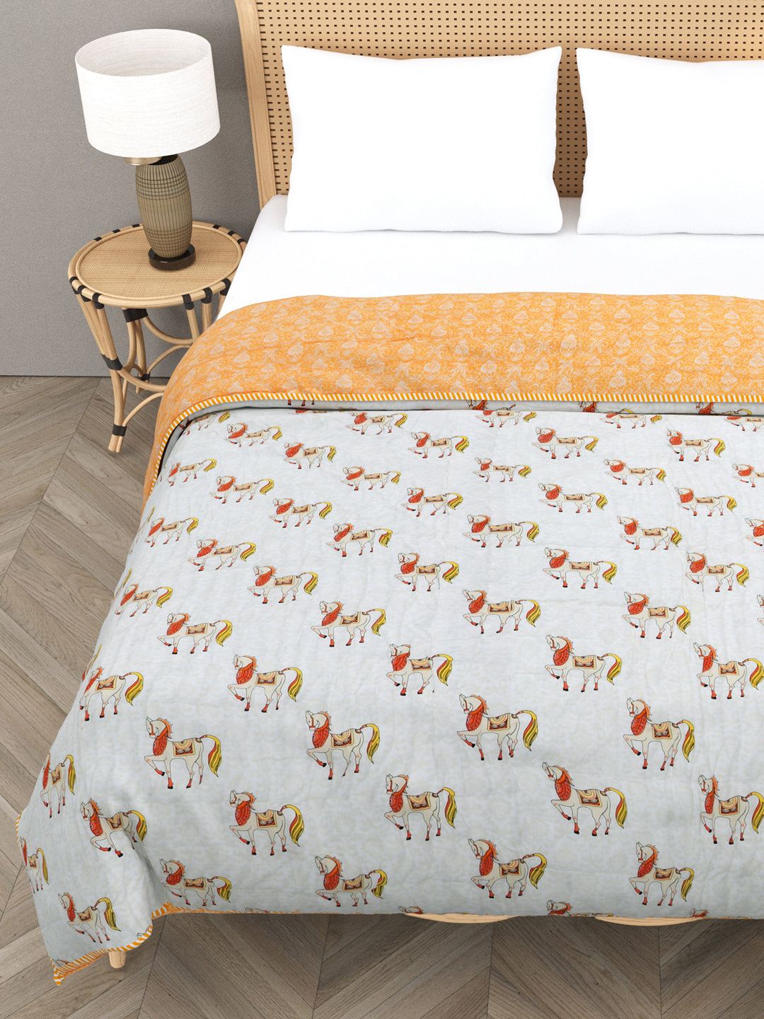 Ethnic Motifs Printed Double Bed Cotton Quilt with Cotton filling