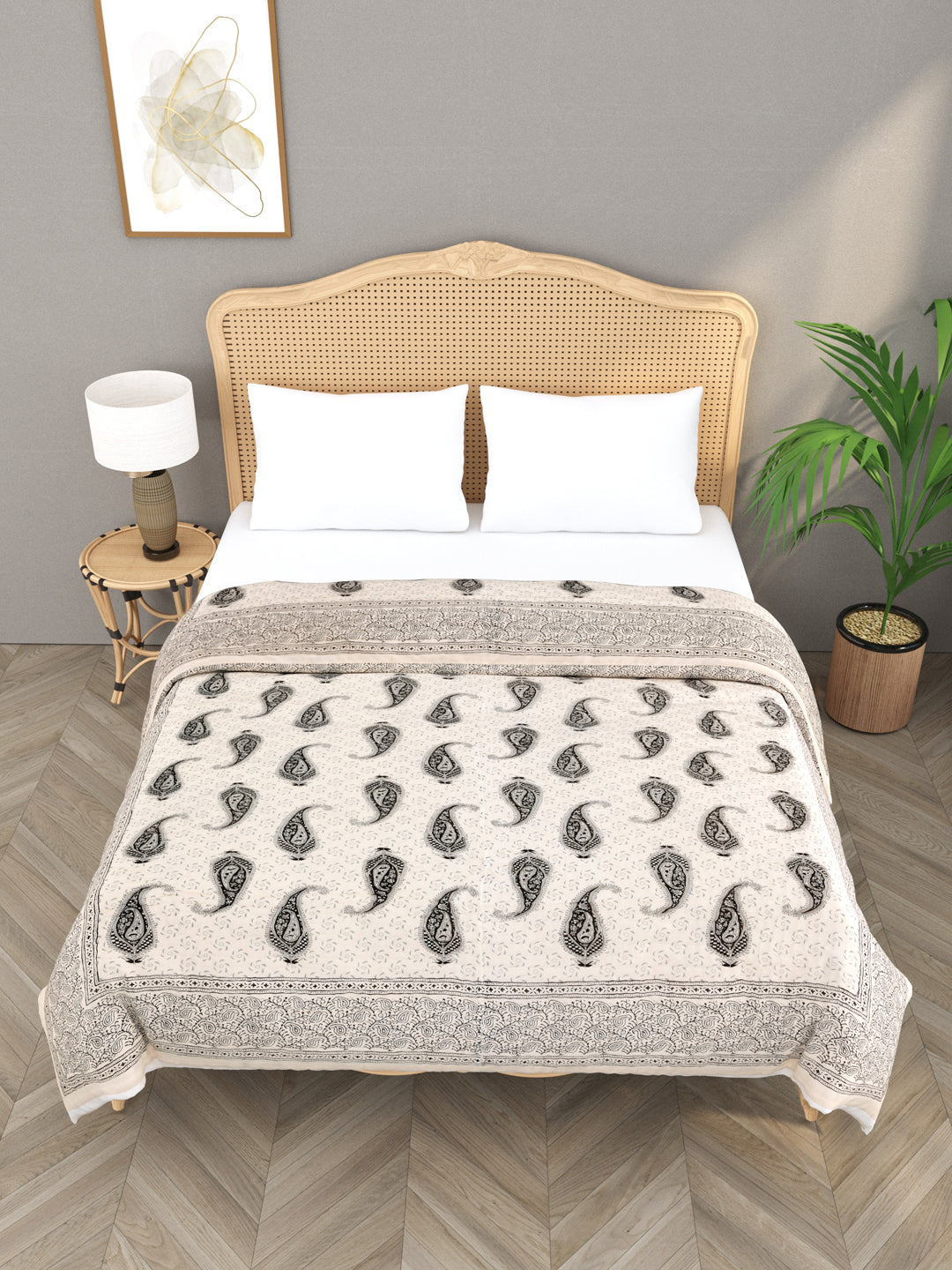 Floral Printed Double Bed Cotton Quilt with cotton filling