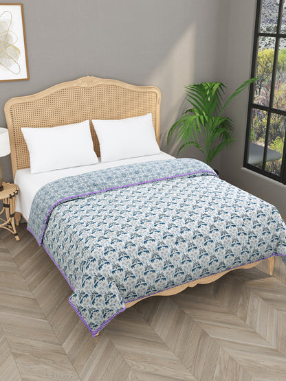 Ethnic Motifs Printed Double Bed Cotton Quilt with Cotton filling