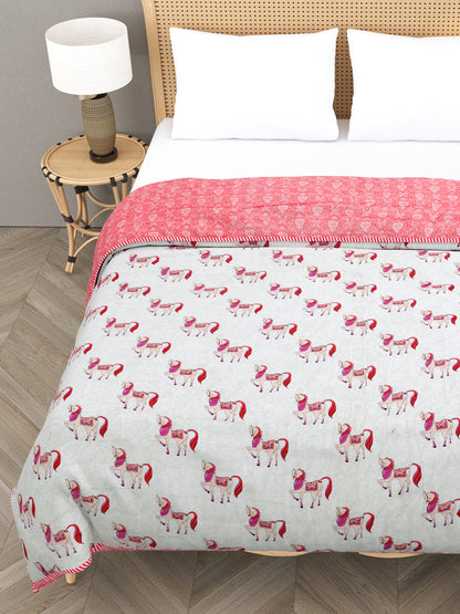 Ethnic Motifs Printed Double Bed Cotton Quilt with Cotton filling