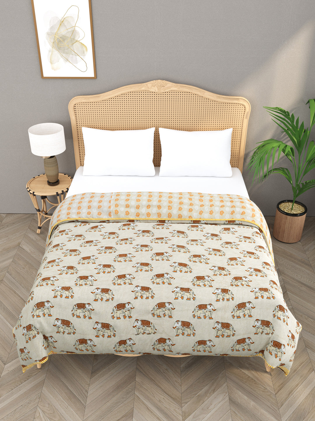 Ethnic Motifs Printed Double Bed Cotton Quilt with Cotton filling