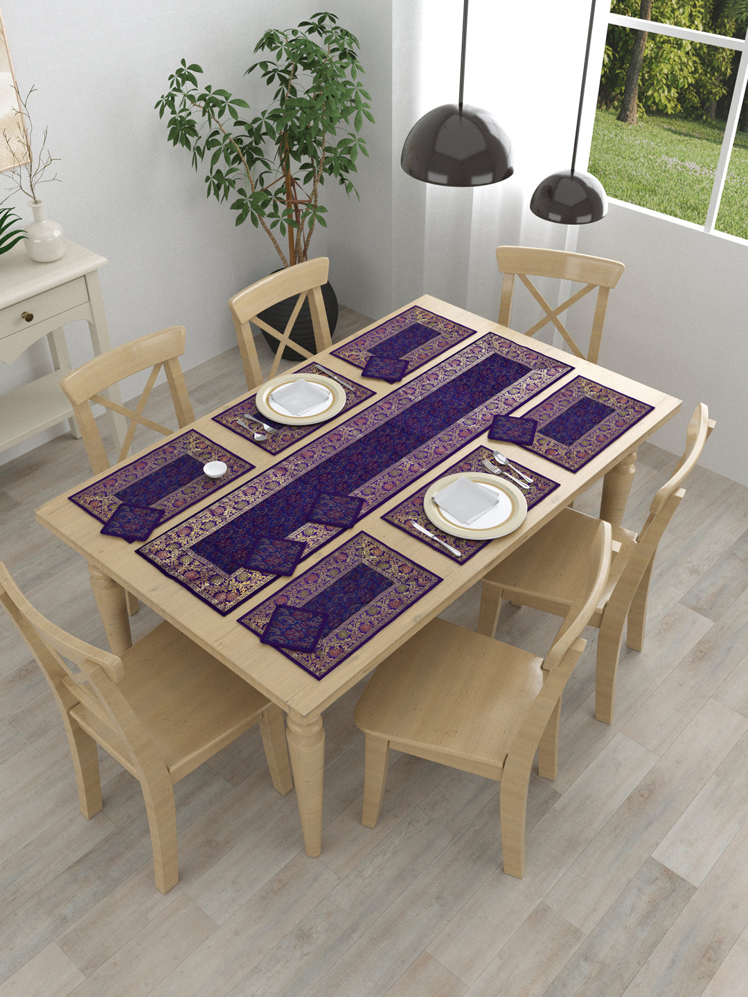 Banarasi Table Set with 1 Runner, 6 mats and 6 coasters