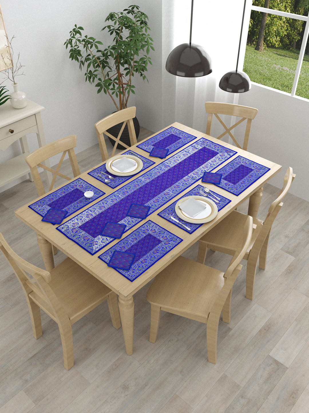 Banarasi Table Set with 1 Runner, 6 mats and 6 coasters