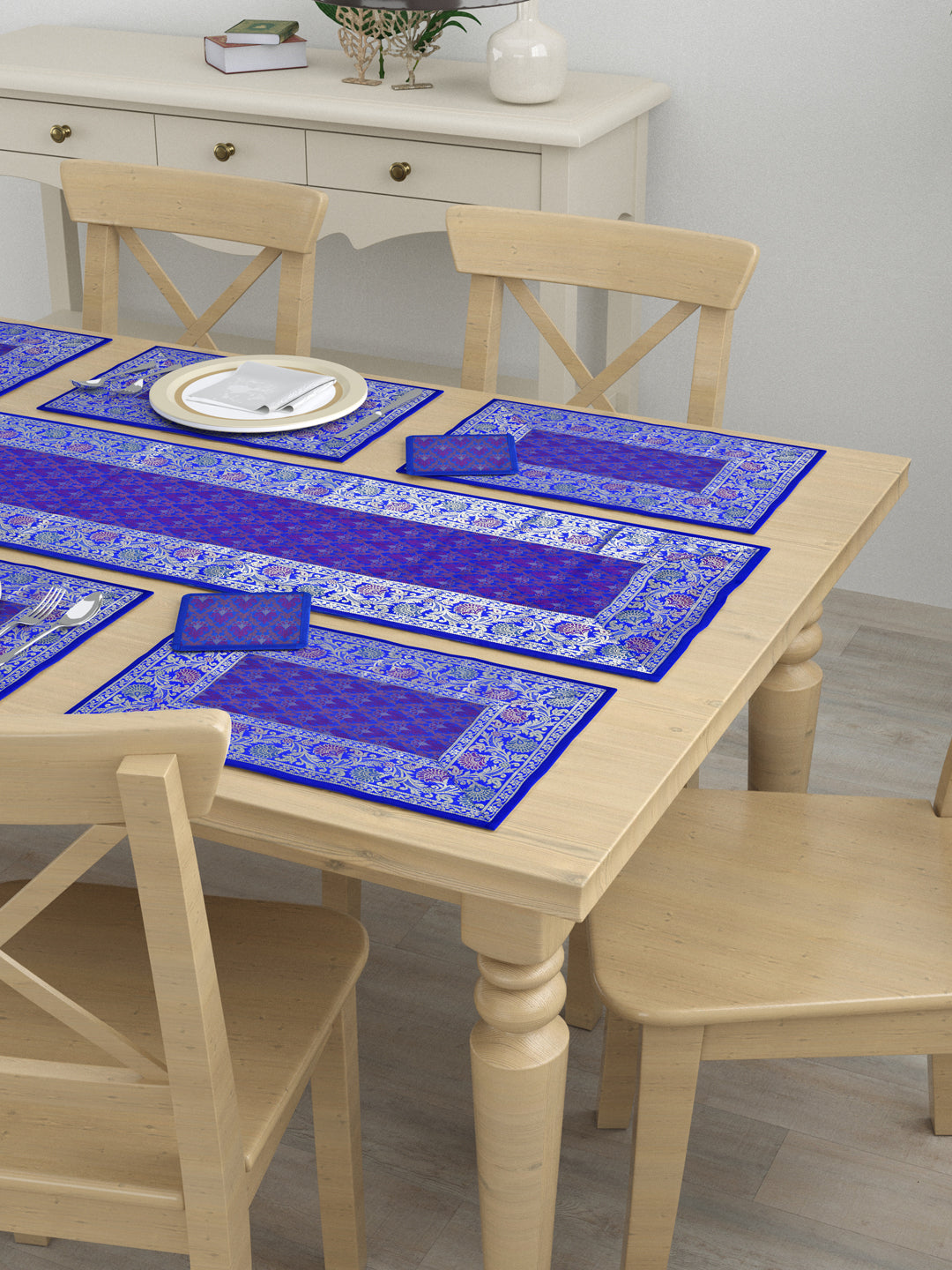 Banarasi Table Set with 1 Runner, 6 mats and 6 coasters