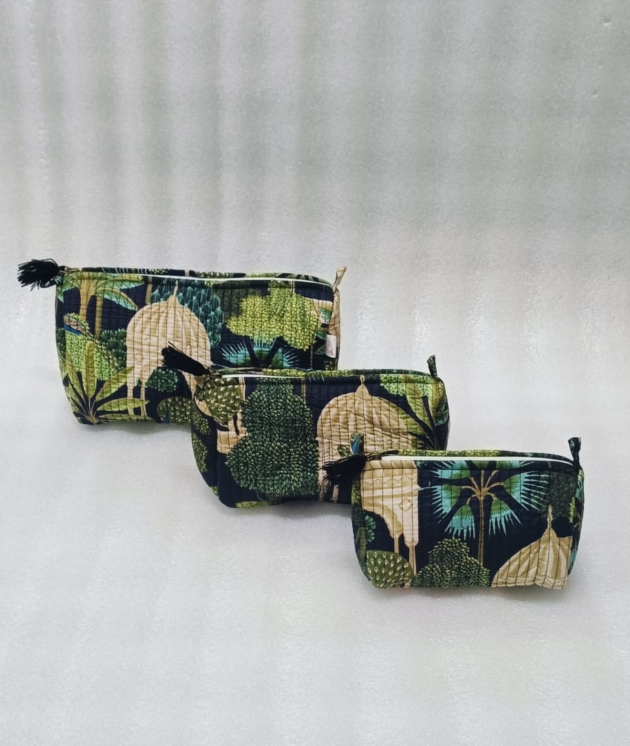 Set of 3 cosmetic bag/pouches with waterproof lining