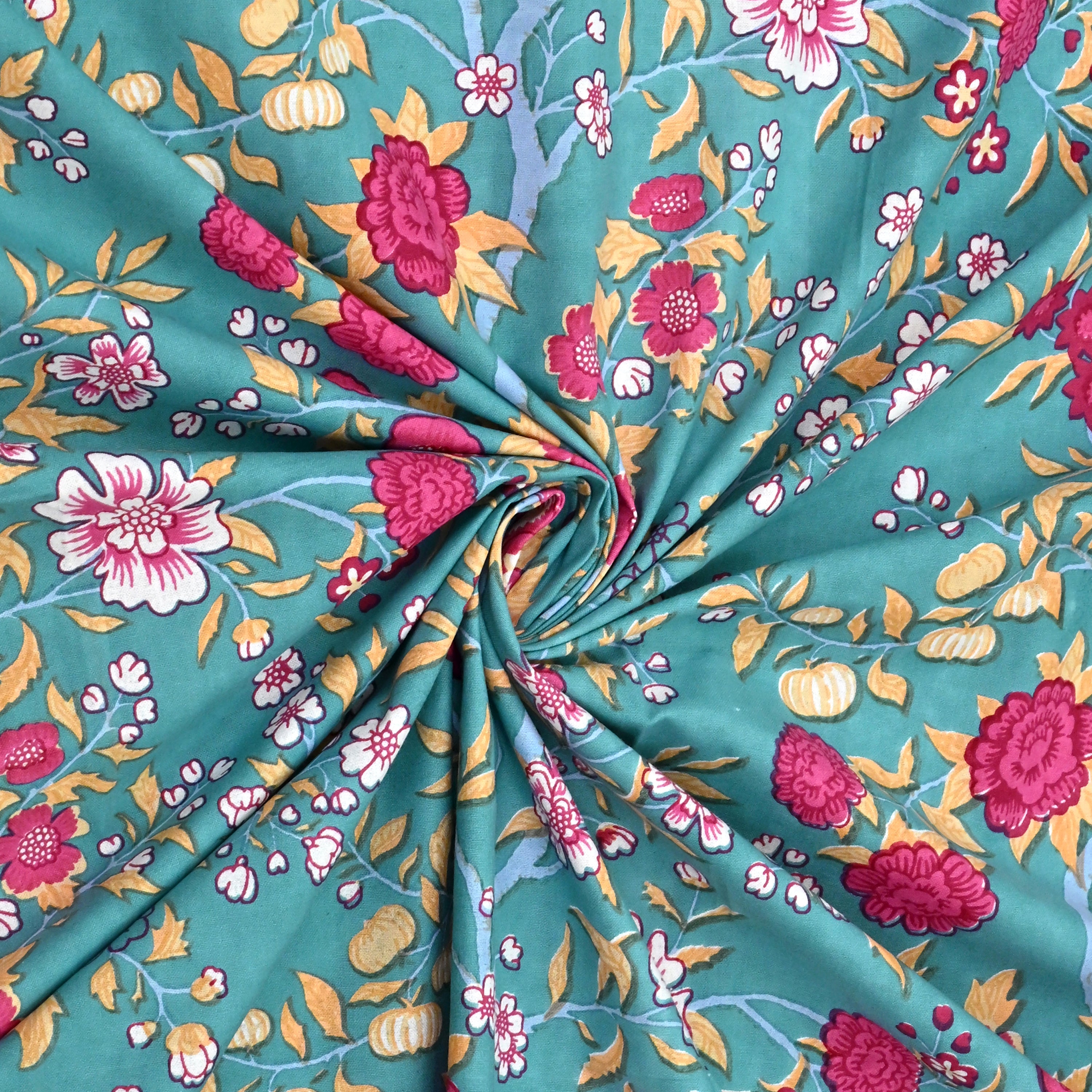 Diwali Gift Box | 1 Double Bedsheet, 1 Pair Door Hanging, 1 Metal Urli, 2 Laddoo Candles