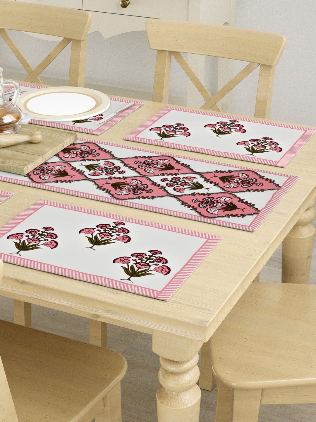 Handblock Printed Canvas Cotton Table Runner With Set Of 6 Mats