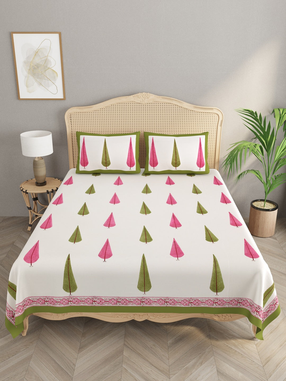 Handblock Printed Double King Bedsheet with 2 Pillow Covers