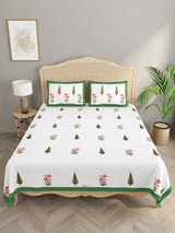 Double King Floral Print Bedsheet with 2 Pillow Covers