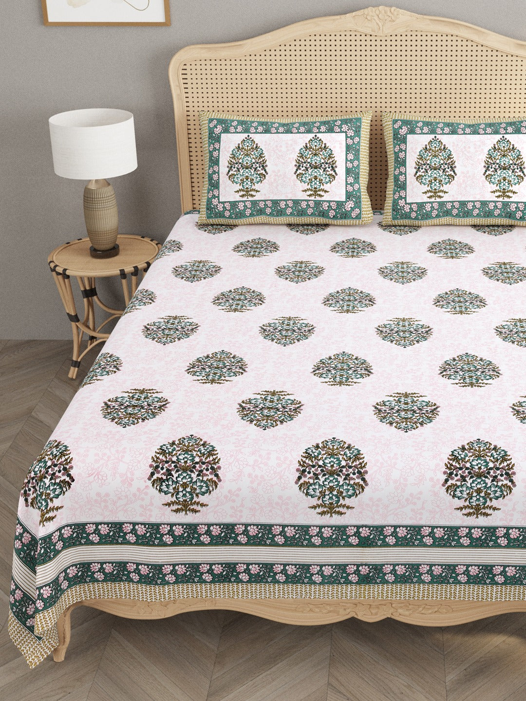 Floral Print Cotton Double King Bedsheet with 2 Pillow Covers